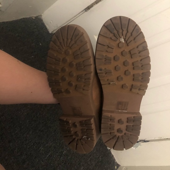 F21 tan combat boots - Picture 7 of 8